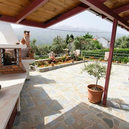 Aoria Traditional House With Stuning Mountain View Loulos Exterior photo